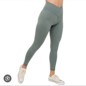 Offline by Aerie Green Real Me High-Waisted Crossover Leggings